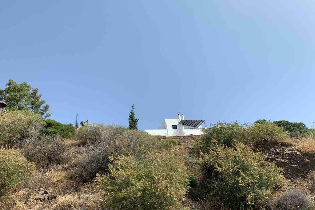 Beach House With A View Vromopousi Экстерьер фото